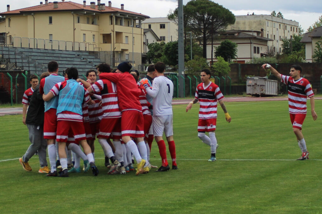 esultanza Gualdo Playoff Nocera foto Giuseppe Monacelli